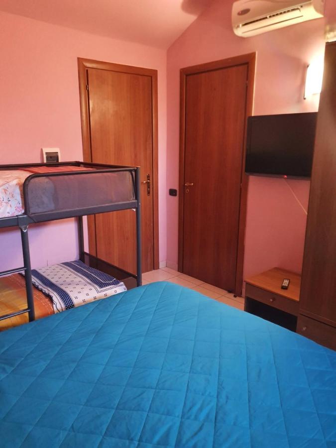 Royal Palace Gate Hotel San Nicola La Strada Екстериор снимка